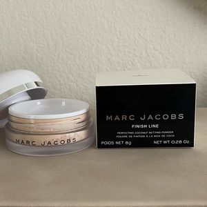 Marc Jacobs Finish Line Coconut setting powder INVISIBLE  NWT